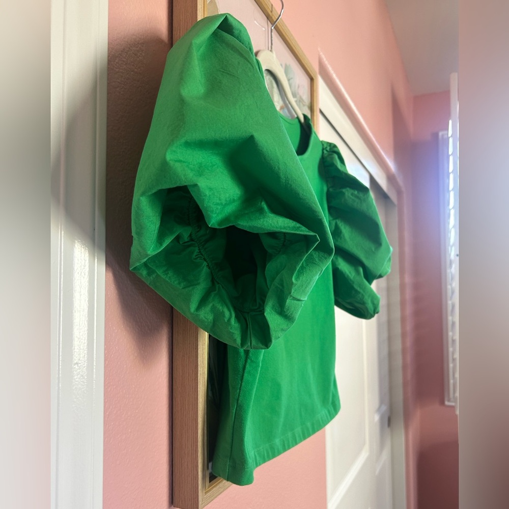 SOLD***Kelly green youthful chic playful cropped boxy dramatic puff sleeve - Picture 3 of 6